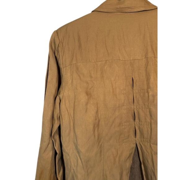 CAbi Beige Cotton Blend 3 Button Front Deep Pockets Lined Coat Women Sz M - Picture 13 of 13